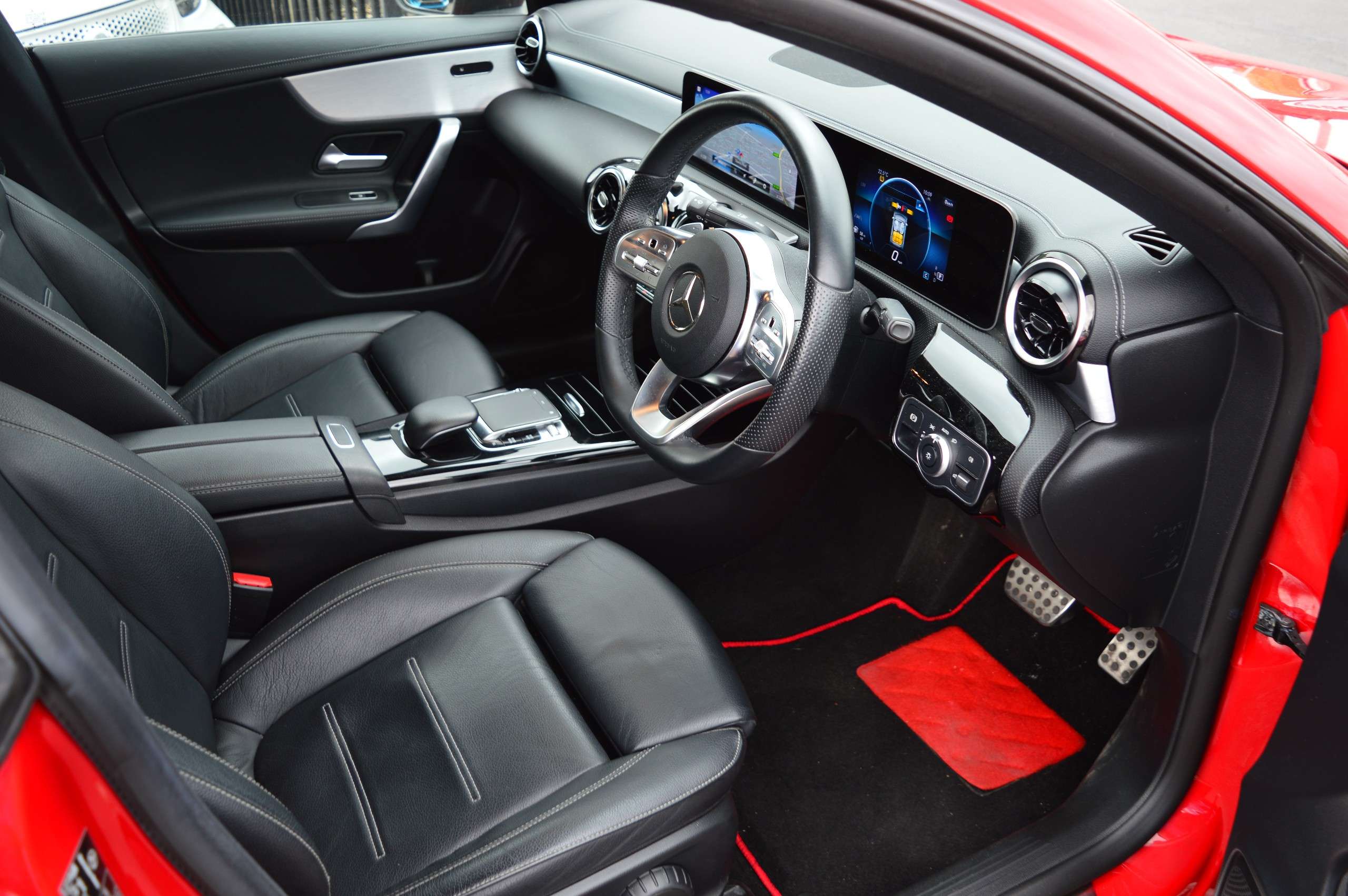 A 2019 MERCEDES-BENZ CLA CLASS 1.3 CLA180 AMG Line Coupe 4dr Petrol 7G-DCT Euro 6 (s/s) (136 ps) A 2019 MERCEDES-BENZ CLA CLASS 1.3 CLA180 AMG Line Coupe 4dr Petrol 7G-DCT Euro 6 (s/s) (136 ps)