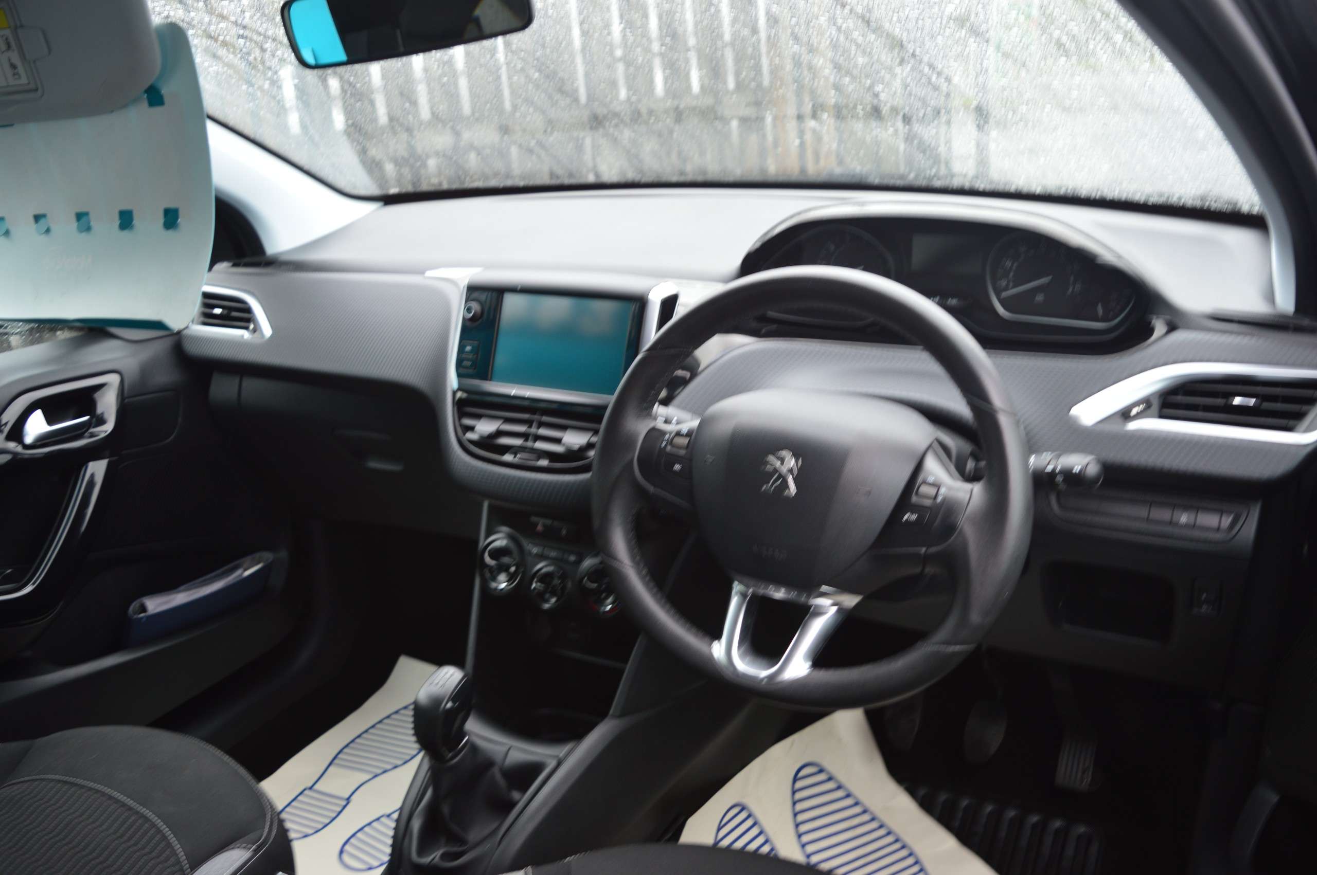 A 2016 PEUGEOT 208 1.2 PureTech Active Hatchback 3dr Petrol Manual Euro 6 (82 ps) A 2016 PEUGEOT 208 1.2 PureTech Active Hatchback 3dr Petrol Manual Euro 6 (82 ps)