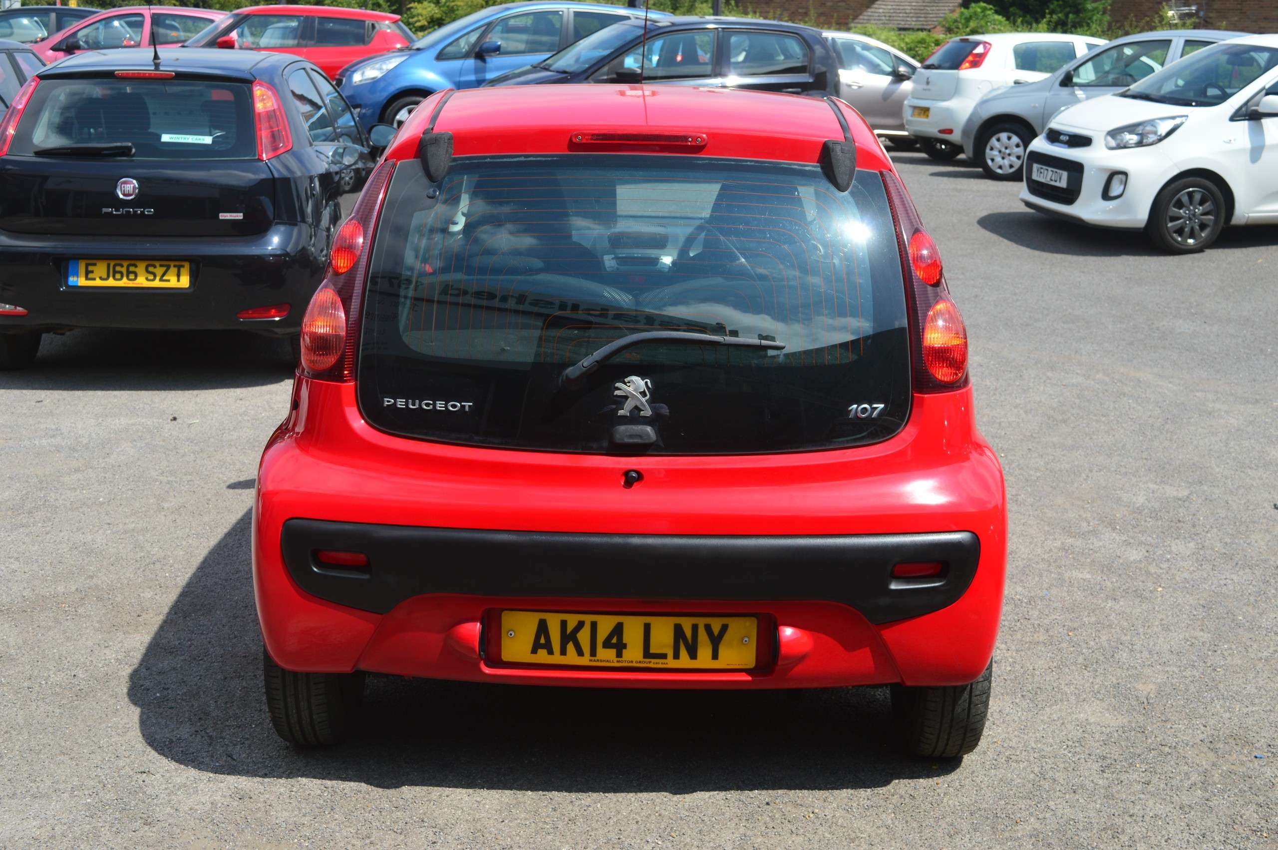 A 2014 PEUGEOT 107 1.0 12V Active Hatchback 5dr Petrol Manual Euro 5 (68 ps) A 2014 PEUGEOT 107 1.0 12V Active Hatchback 5dr Petrol Manual Euro 5 (68 ps)