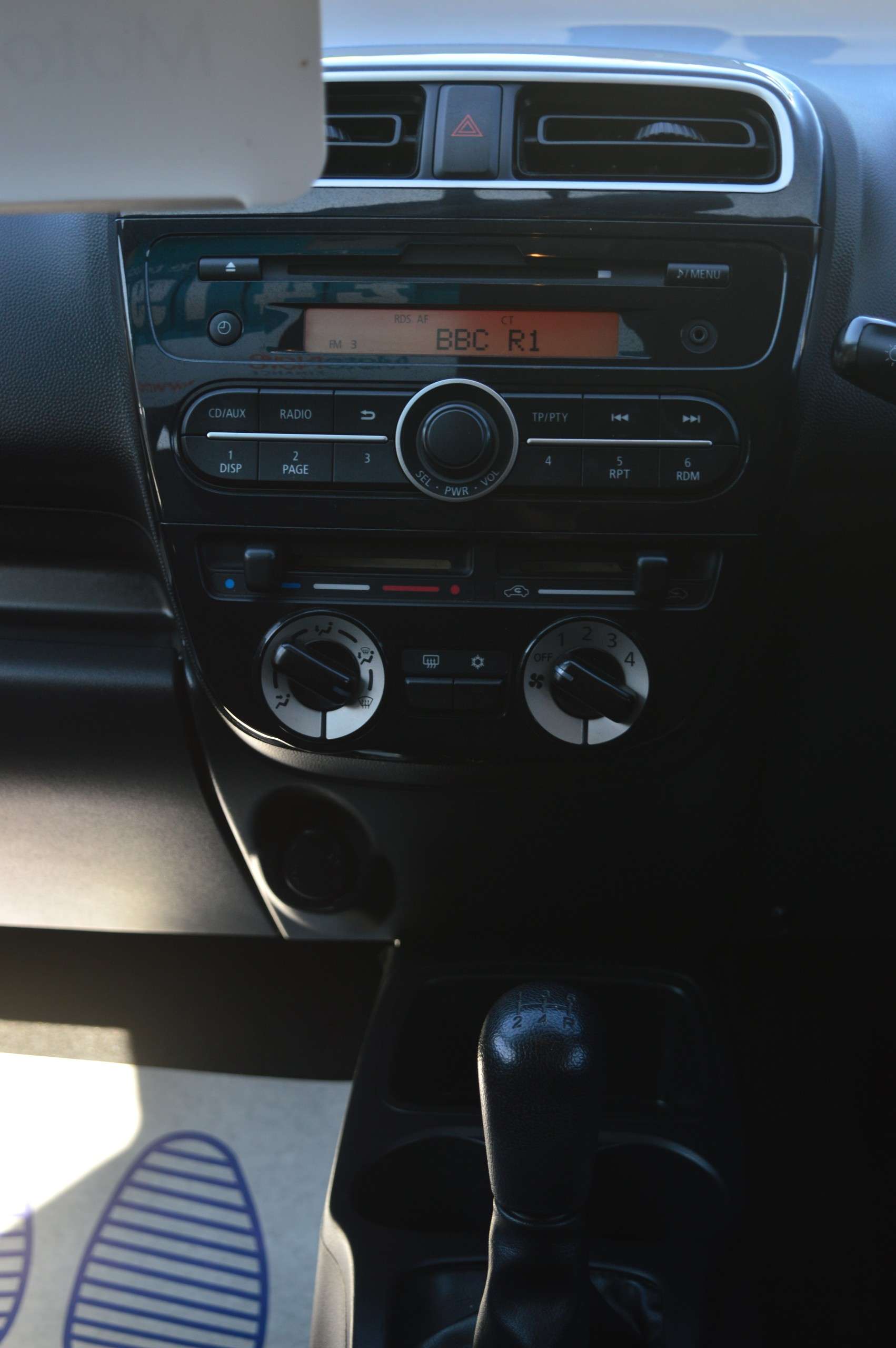 2013 MITSUBISHI MIRAGE 2013 MITSUBISHI MIRAGE