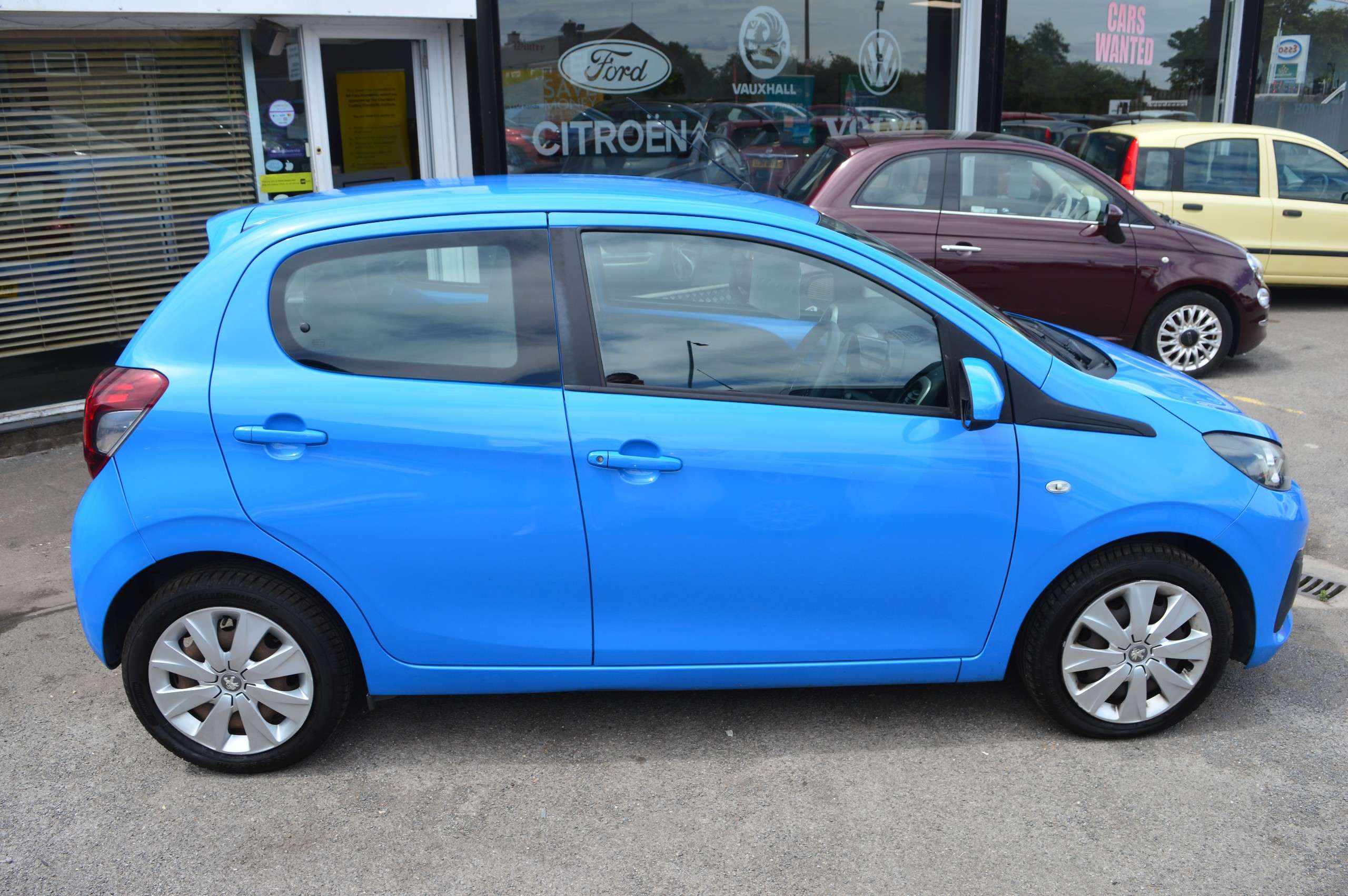 2015 PEUGEOT 108 2015 PEUGEOT 108