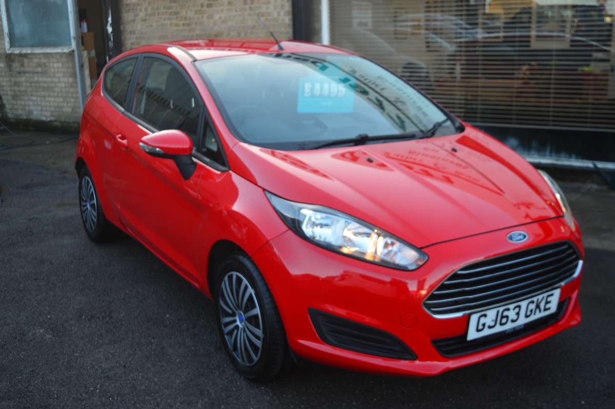 Check out this Ford Fiesta 2013 Petrol Manual