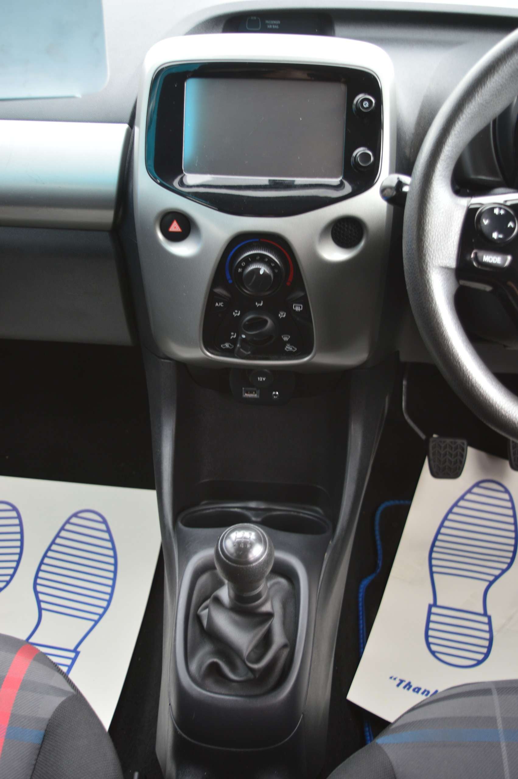 2016 PEUGEOT 108 2016 PEUGEOT 108