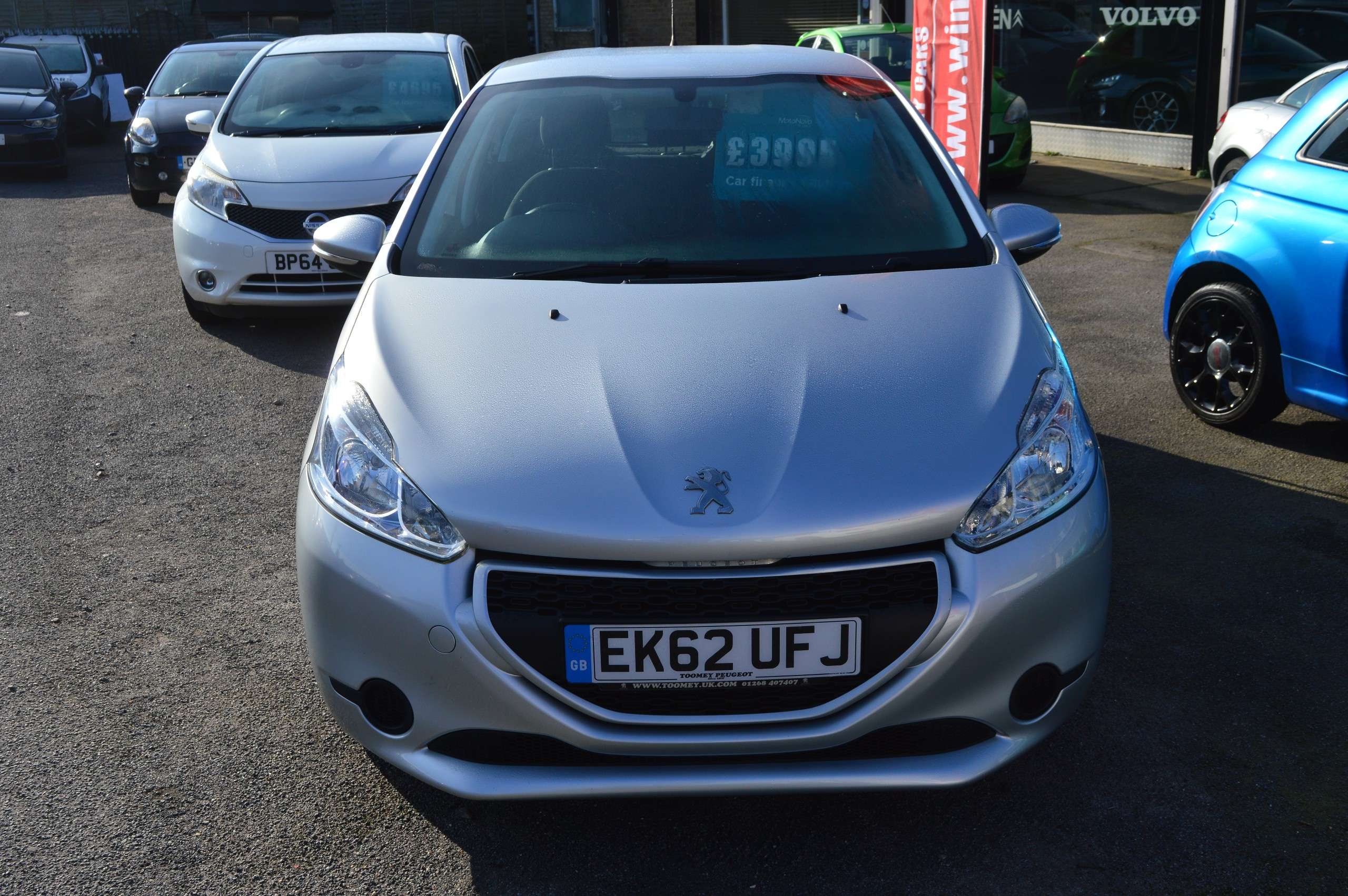 A 2012 PEUGEOT 208 1.2 VTi Access+ Hatchback 5dr Petrol Manual Euro 5 (82 ps) A 2012 PEUGEOT 208 1.2 VTi Access+ Hatchback 5dr Petrol Manual Euro 5 (82 ps)