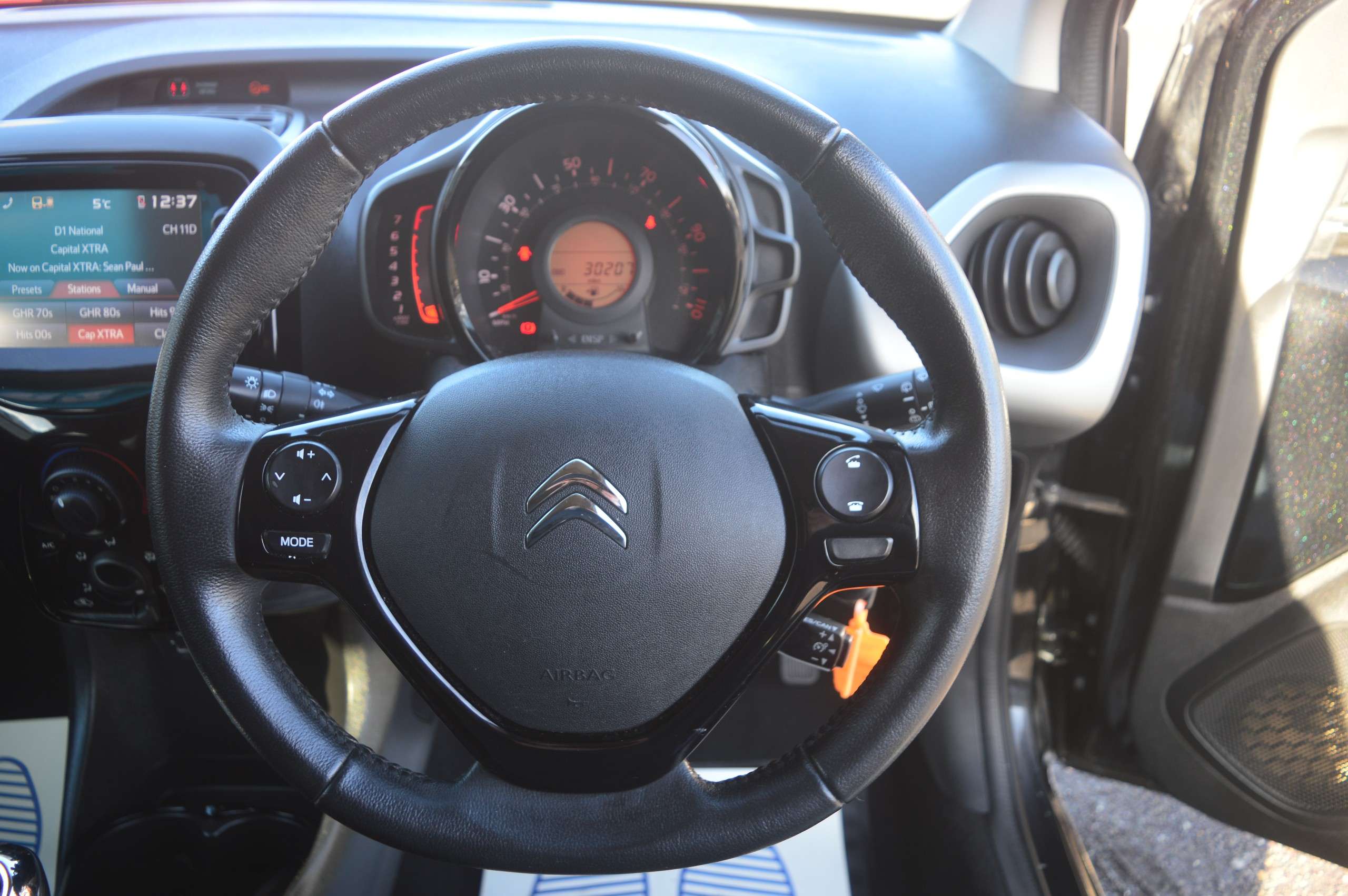 A 2016 CITROEN C1 1.2 PureTech Flair Hatchback 5dr Petrol Manual Euro 6 (82 ps) A 2016 CITROEN C1 1.2 PureTech Flair Hatchback 5dr Petrol Manual Euro 6 (82 ps)