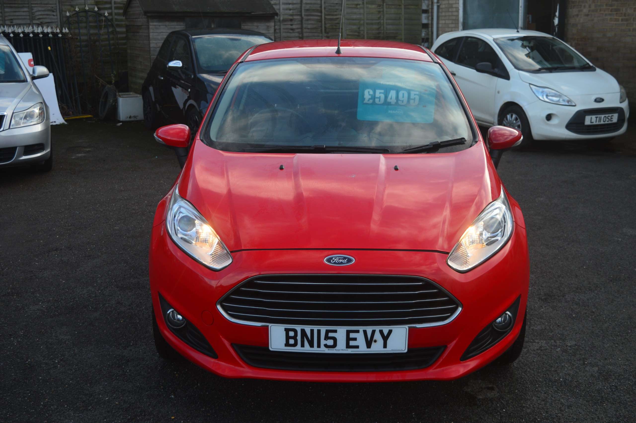 A 2015 FORD FIESTA 1.25 Zetec Hatchback 3dr Petrol Manual Euro 6 (82 ps) A 2015 FORD FIESTA 1.25 Zetec Hatchback 3dr Petrol Manual Euro 6 (82 ps)