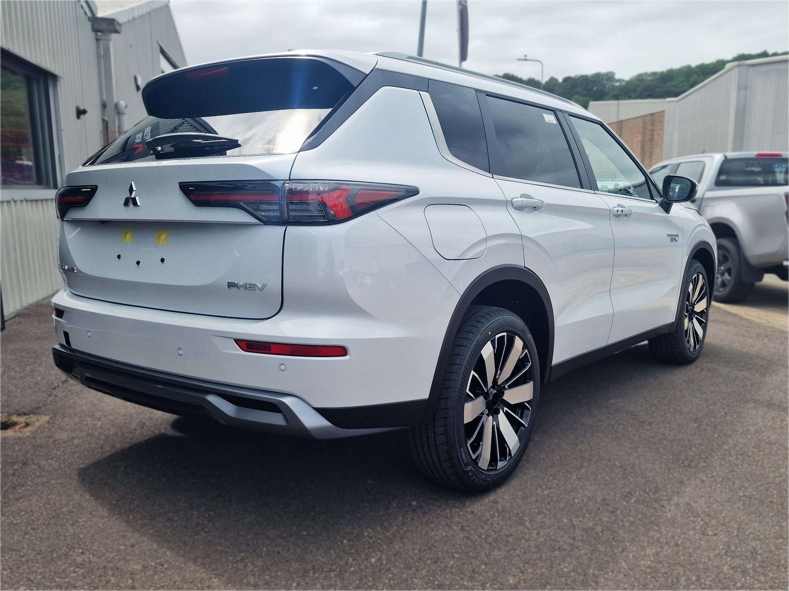 2026 MITSUBISHI OUTLANDER 2026 MITSUBISHI OUTLANDER