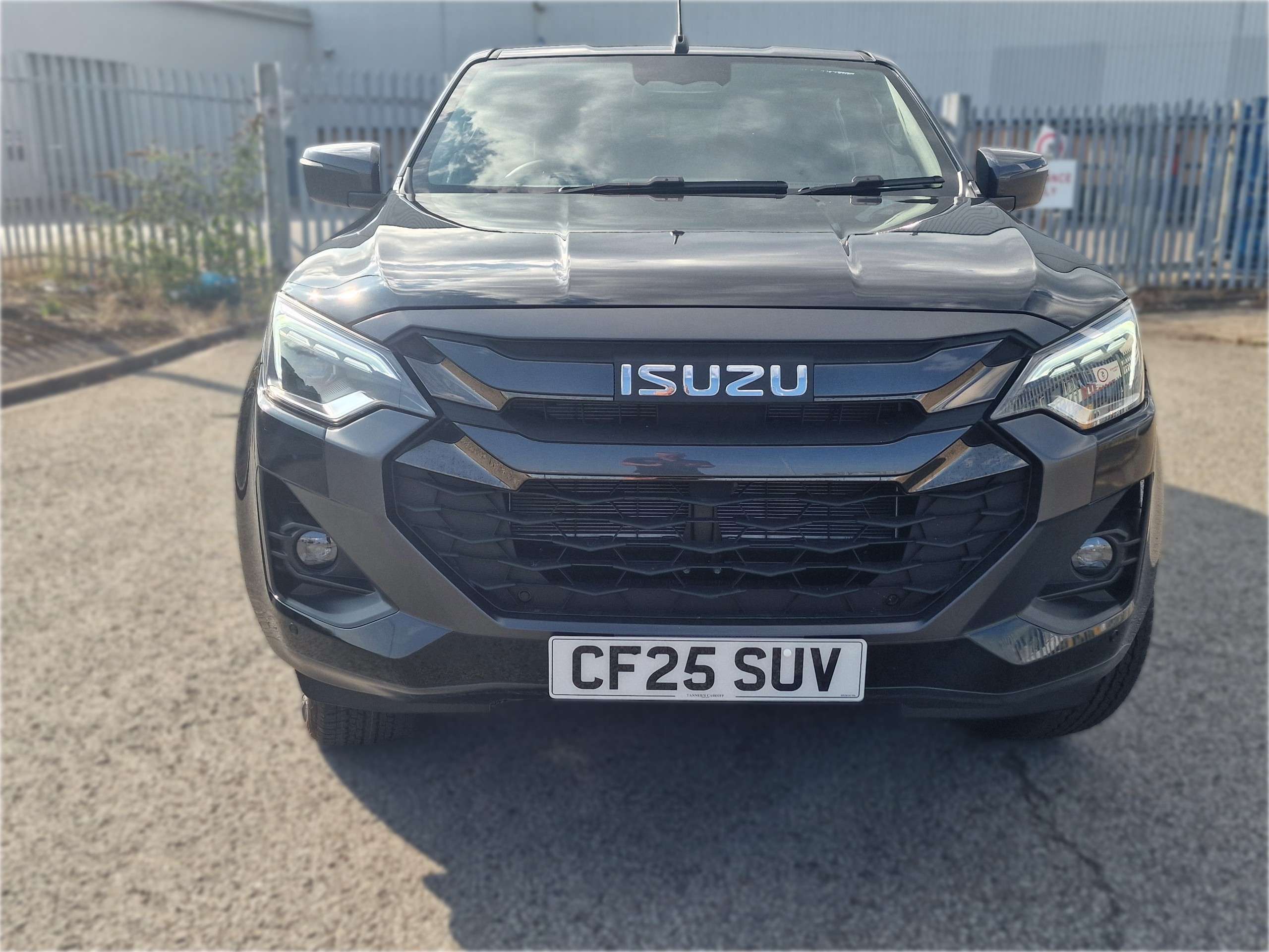 2016 ISUZU D-MAX 2016 ISUZU D-MAX