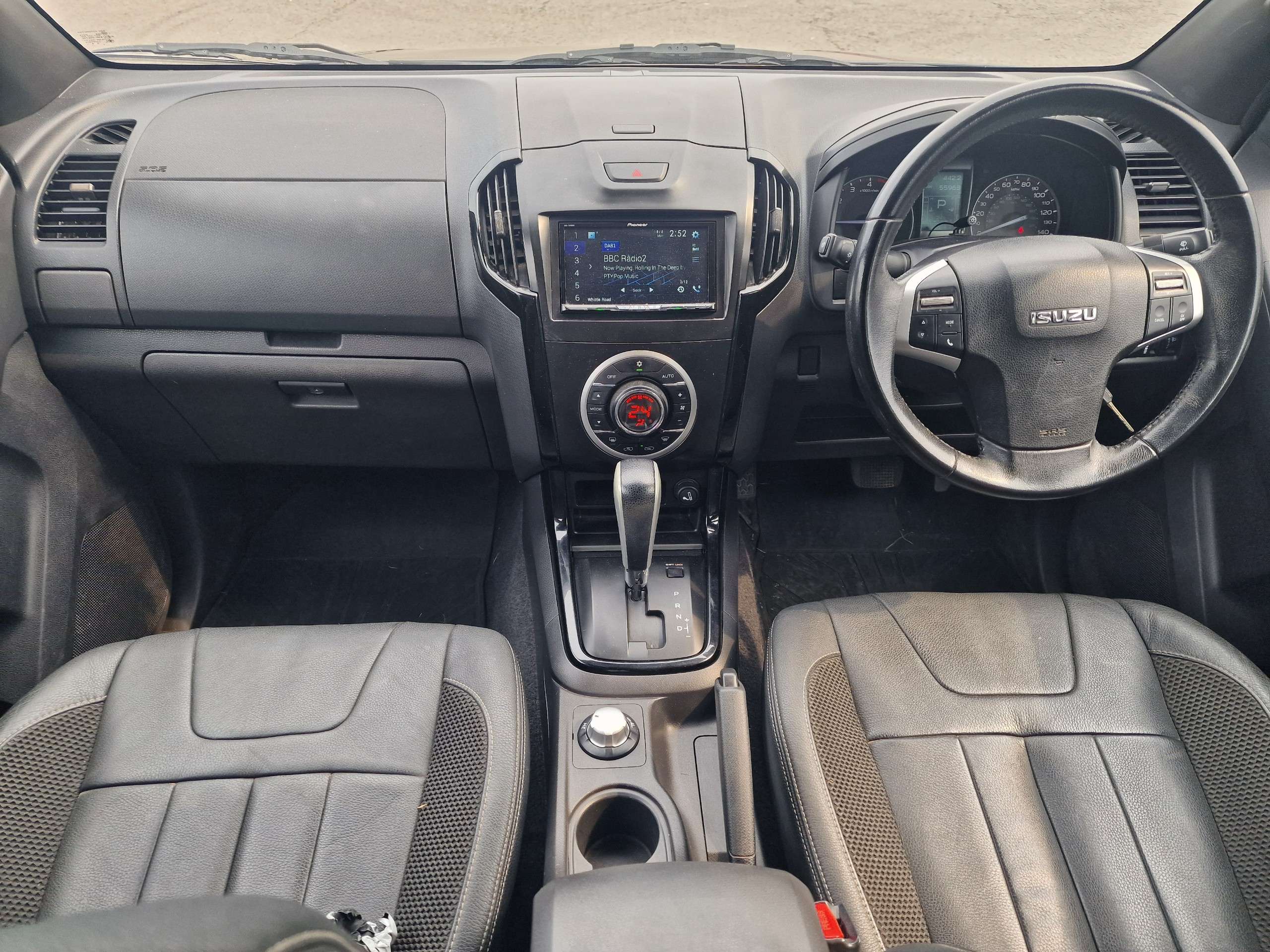 2016 ISUZU D-MAX 2016 ISUZU D-MAX