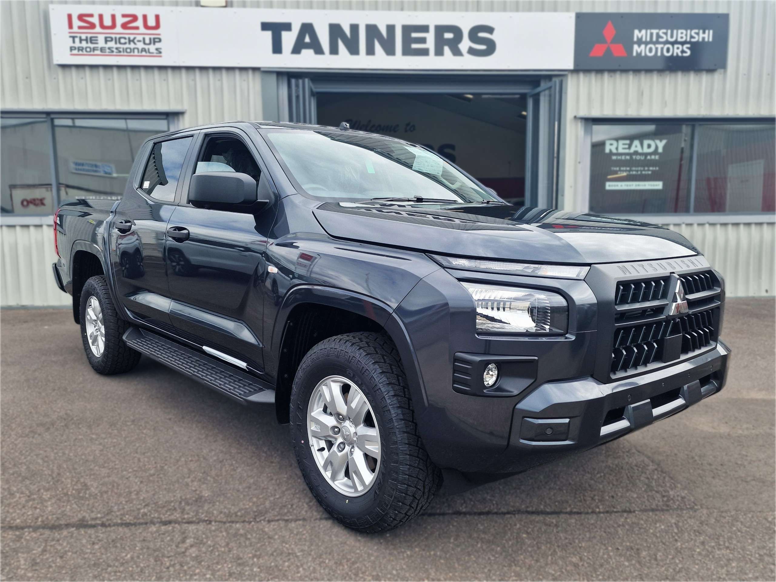A 2026 MITSUBISHI L200 Titan D/C Auto 2.4TD 204ps Diesel A 2026 MITSUBISHI L200 Titan D/C Auto 2.4TD 204ps Diesel