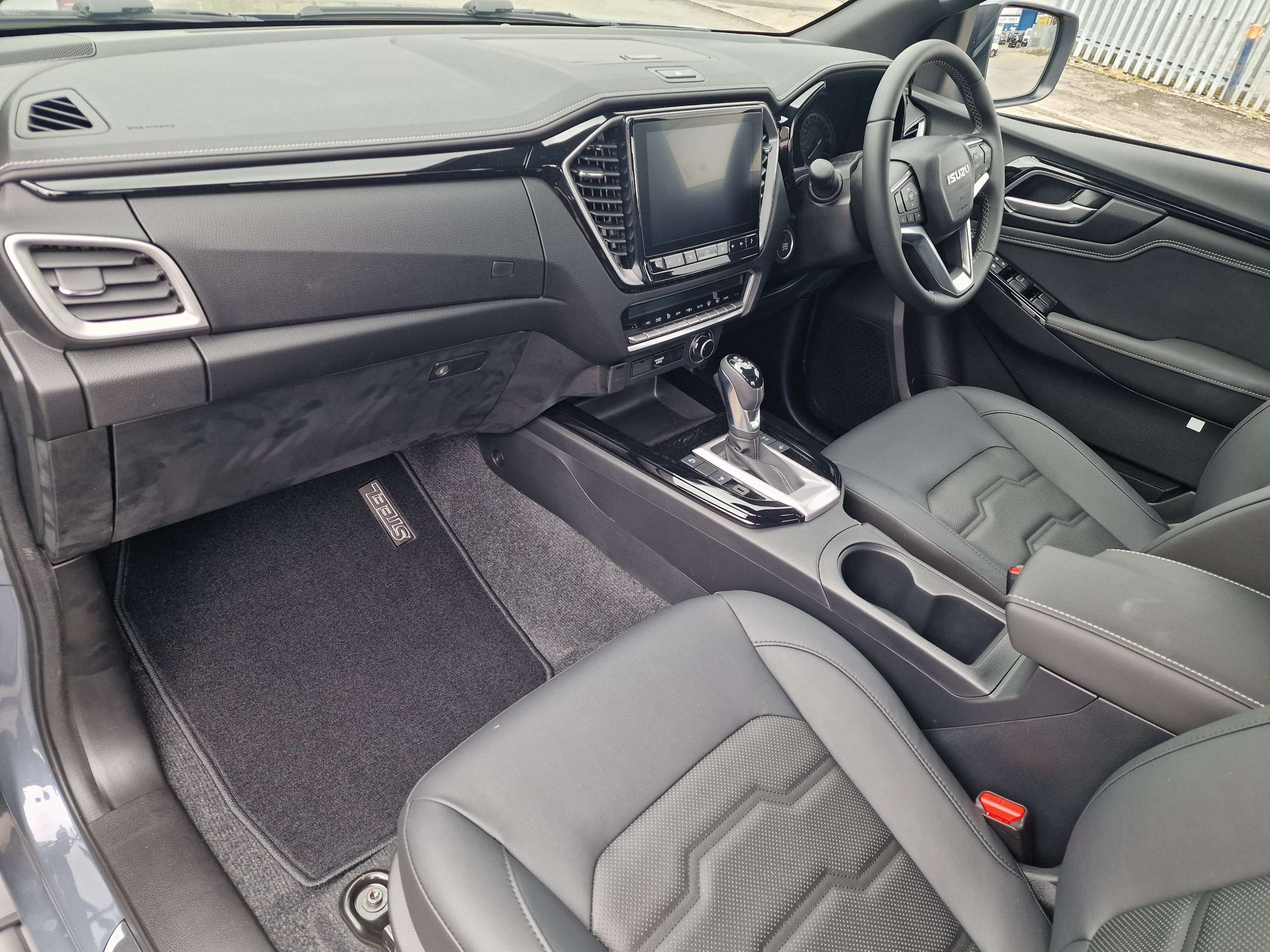 2025 ISUZU D-MAX 2025 ISUZU D-MAX