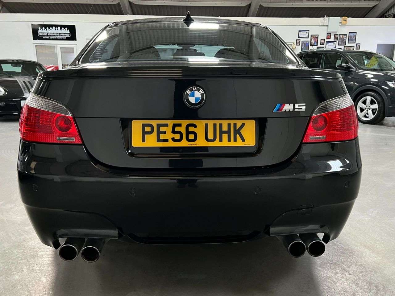 2006 BMW M5 2006 BMW M5