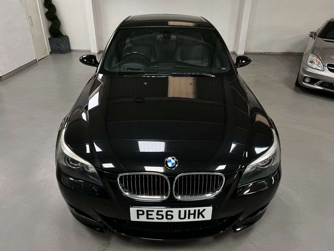 2006 BMW M5 2006 BMW M5