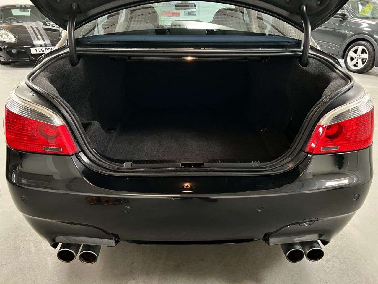 2006 BMW M5 2006 BMW M5