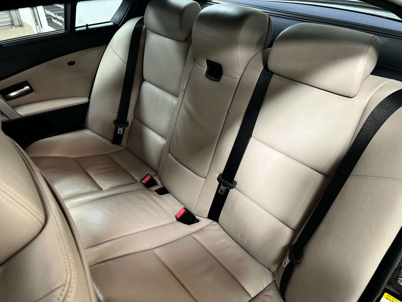 2006 BMW M5 2006 BMW M5