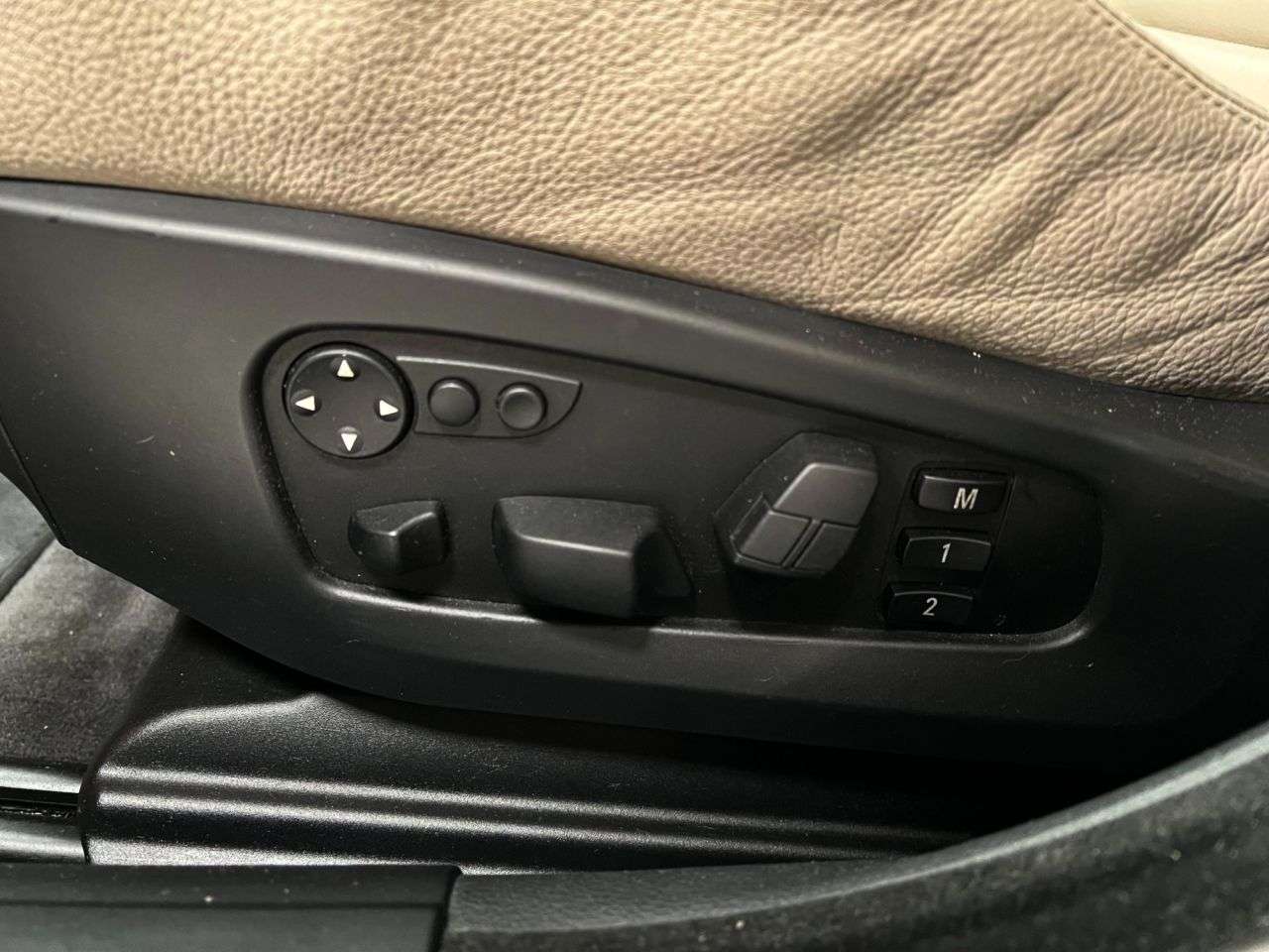 2006 BMW M5 2006 BMW M5