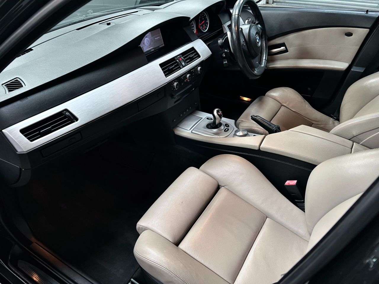 2006 BMW M5 2006 BMW M5