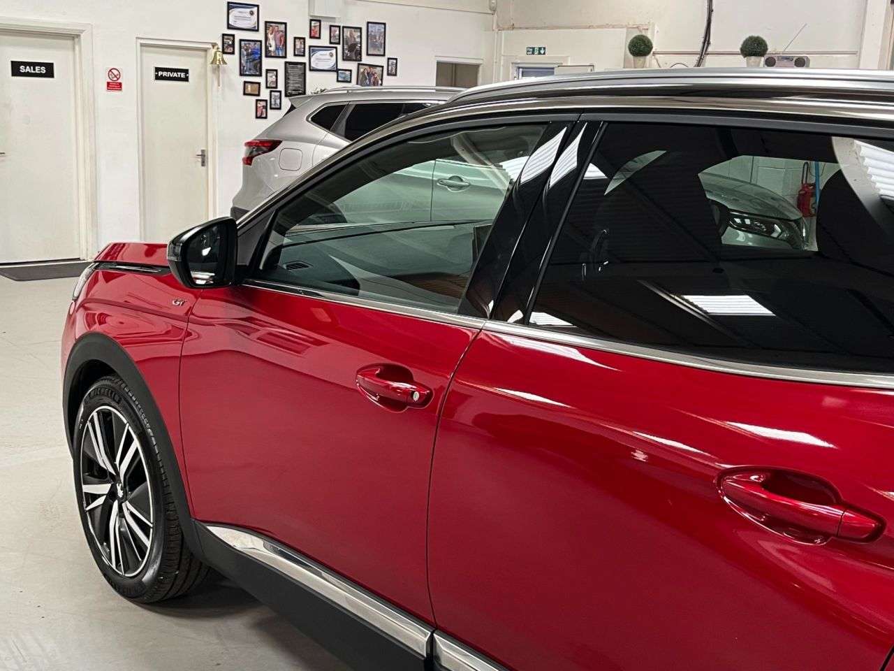 2022 PEUGEOT 3008 2022 PEUGEOT 3008