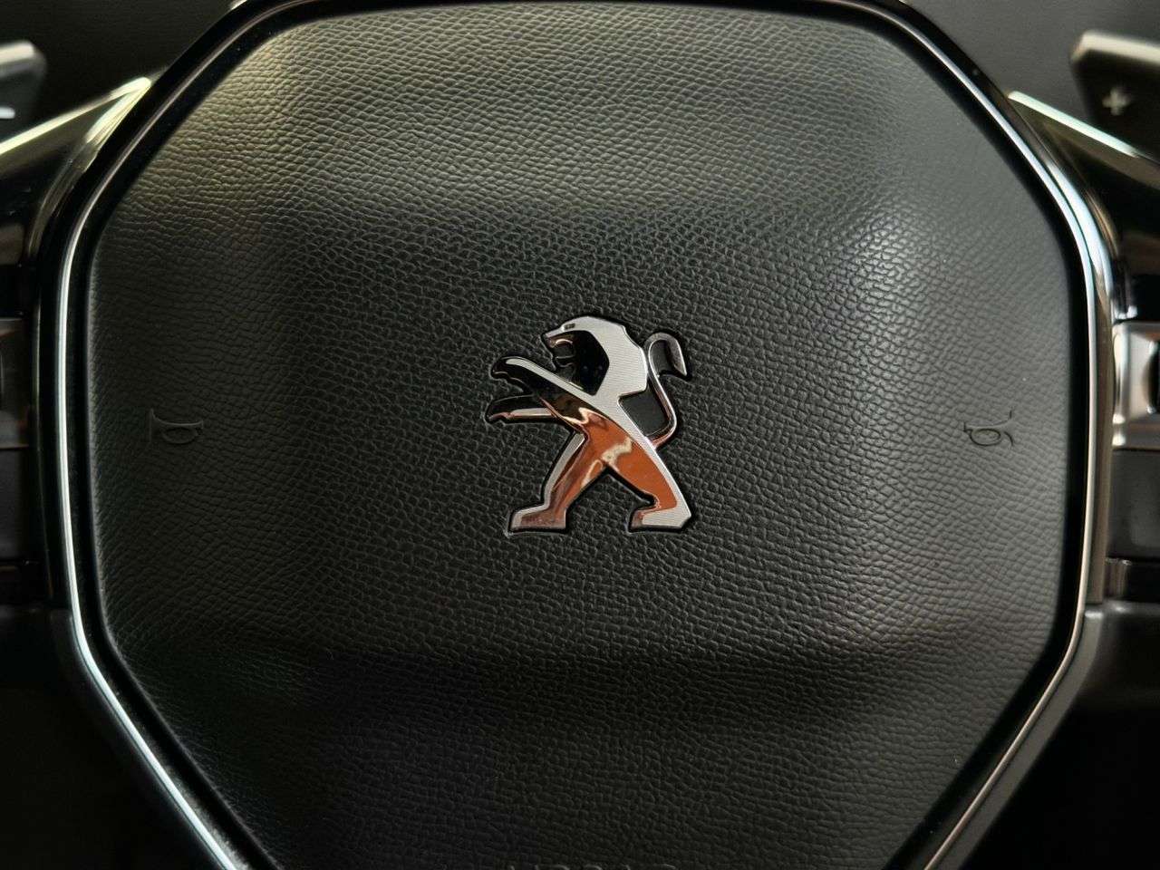 2022 PEUGEOT 3008 2022 PEUGEOT 3008