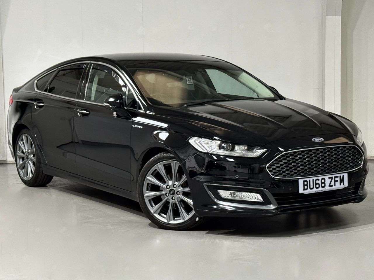 A 2018 FORD MONDEO 2.0 TDCi Duratorq Vignale Hatchback 5dr Diesel Manual Euro 6 (s/s) (150 ps) A 2018 FORD MONDEO 2.0 TDCi Duratorq Vignale Hatchback 5dr Diesel Manual Euro 6 (s/s) (150 ps)