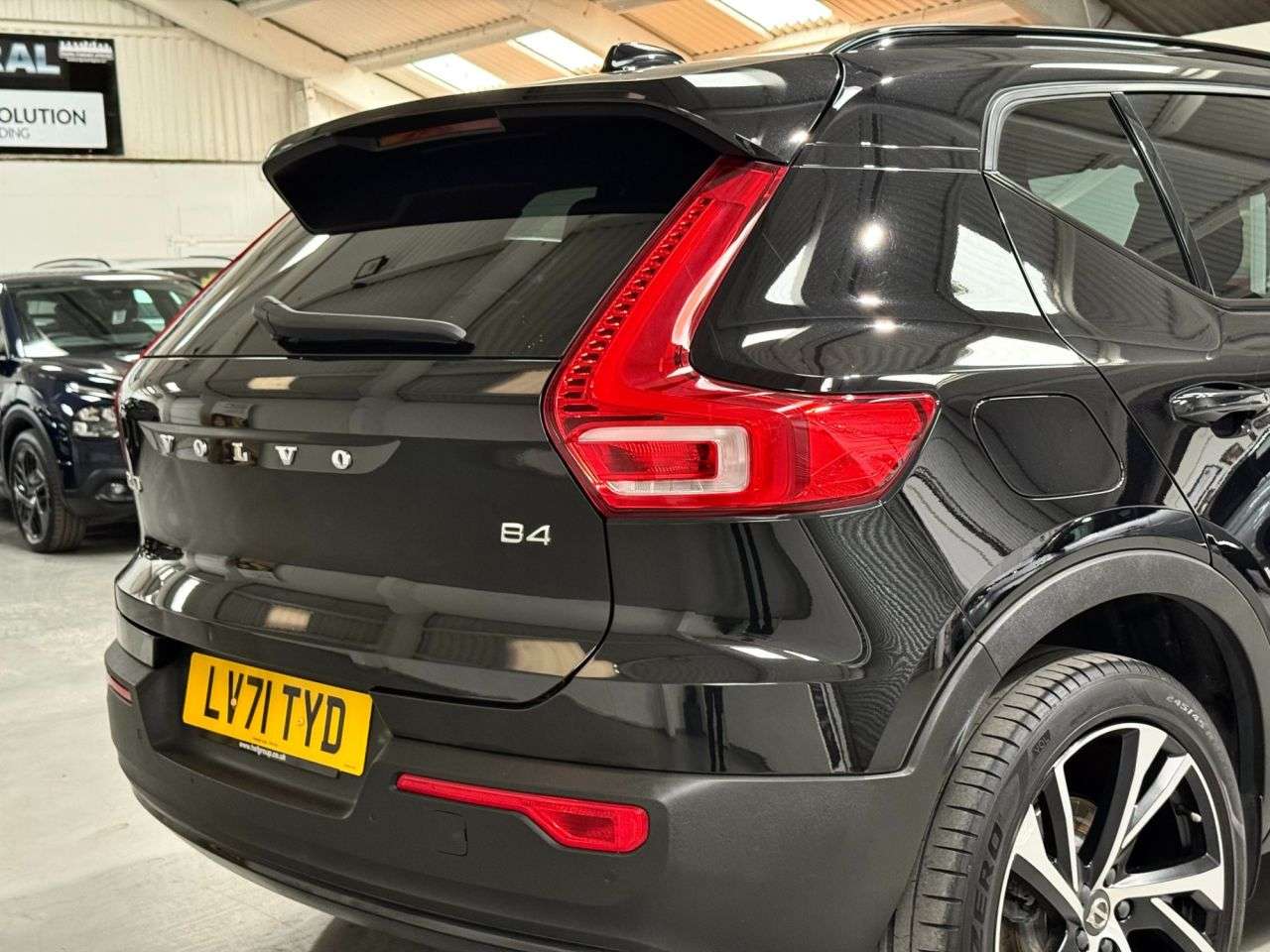 2022 VOLVO XC40 2022 VOLVO XC40