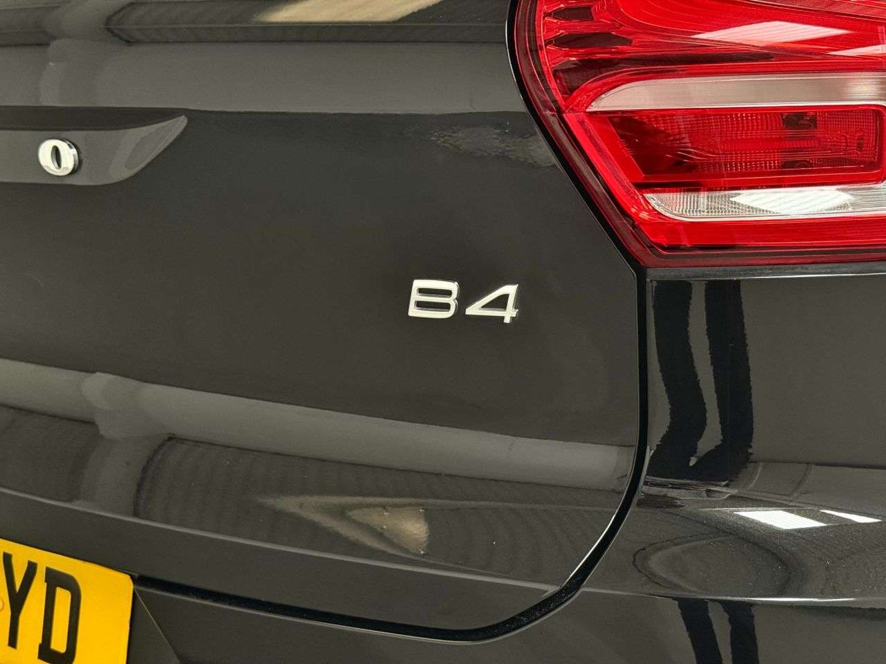 2022 VOLVO XC40 2022 VOLVO XC40