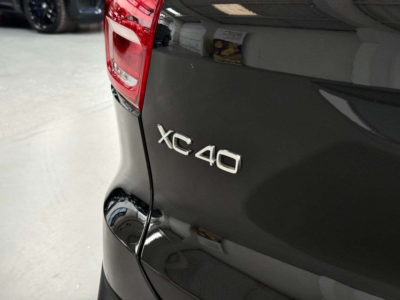 2022 VOLVO XC40 2022 VOLVO XC40