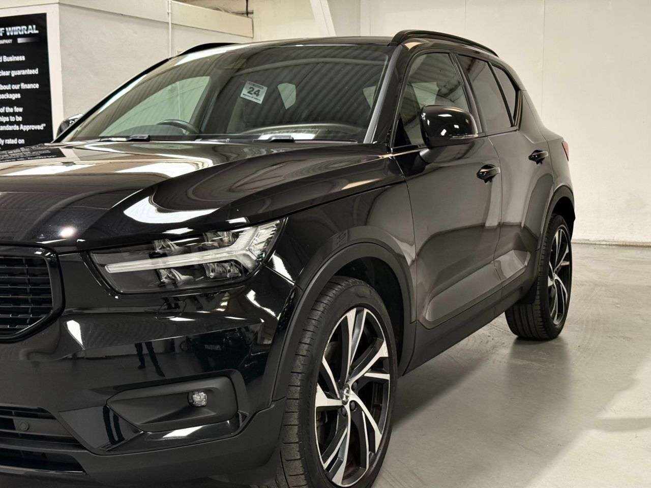 2022 VOLVO XC40 2022 VOLVO XC40