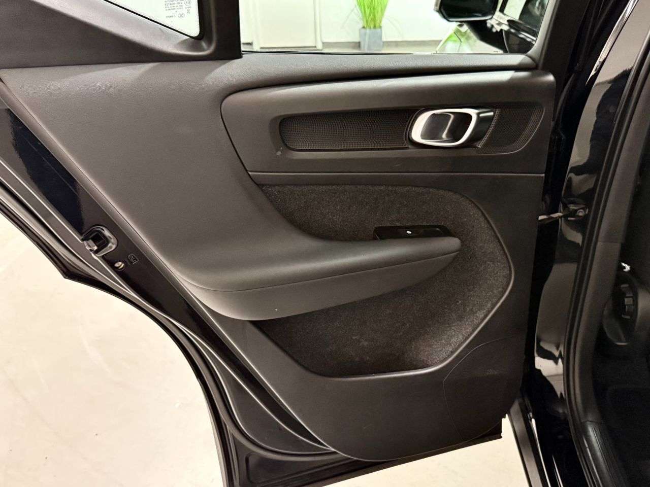 2022 VOLVO XC40 2022 VOLVO XC40