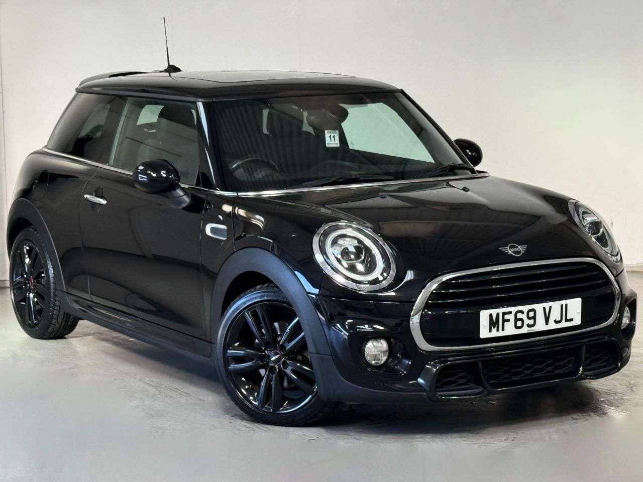 A 2019 MINI HATCH 1.5 Cooper Sport Hatchback 3dr Petrol Manual Euro 6 (s/s) (136 ps) HUGE SPE A 2019 MINI HATCH 1.5 Cooper Sport Hatchback 3dr Petrol Manual Euro 6 (s/s) (136 ps) HUGE SPE