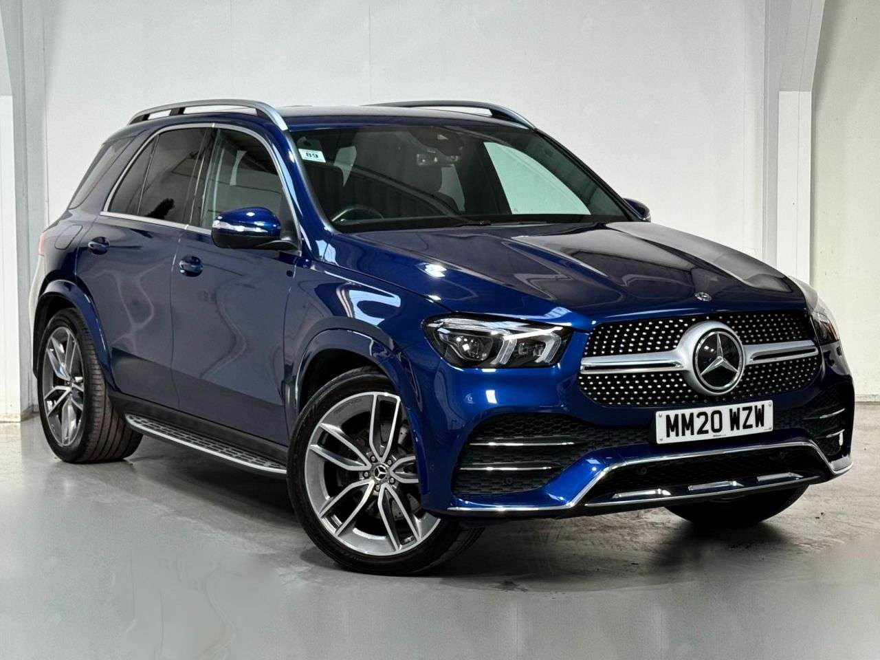 A 2020 MERCEDES-BENZ GLE 2.9 GLE350d AMG Line (Premium) SUV 5dr Diesel G-Tronic 4MATIC Euro 6 (s/s) A 2020 MERCEDES-BENZ GLE 2.9 GLE350d AMG Line (Premium) SUV 5dr Diesel G-Tronic 4MATIC Euro 6 (s/s)