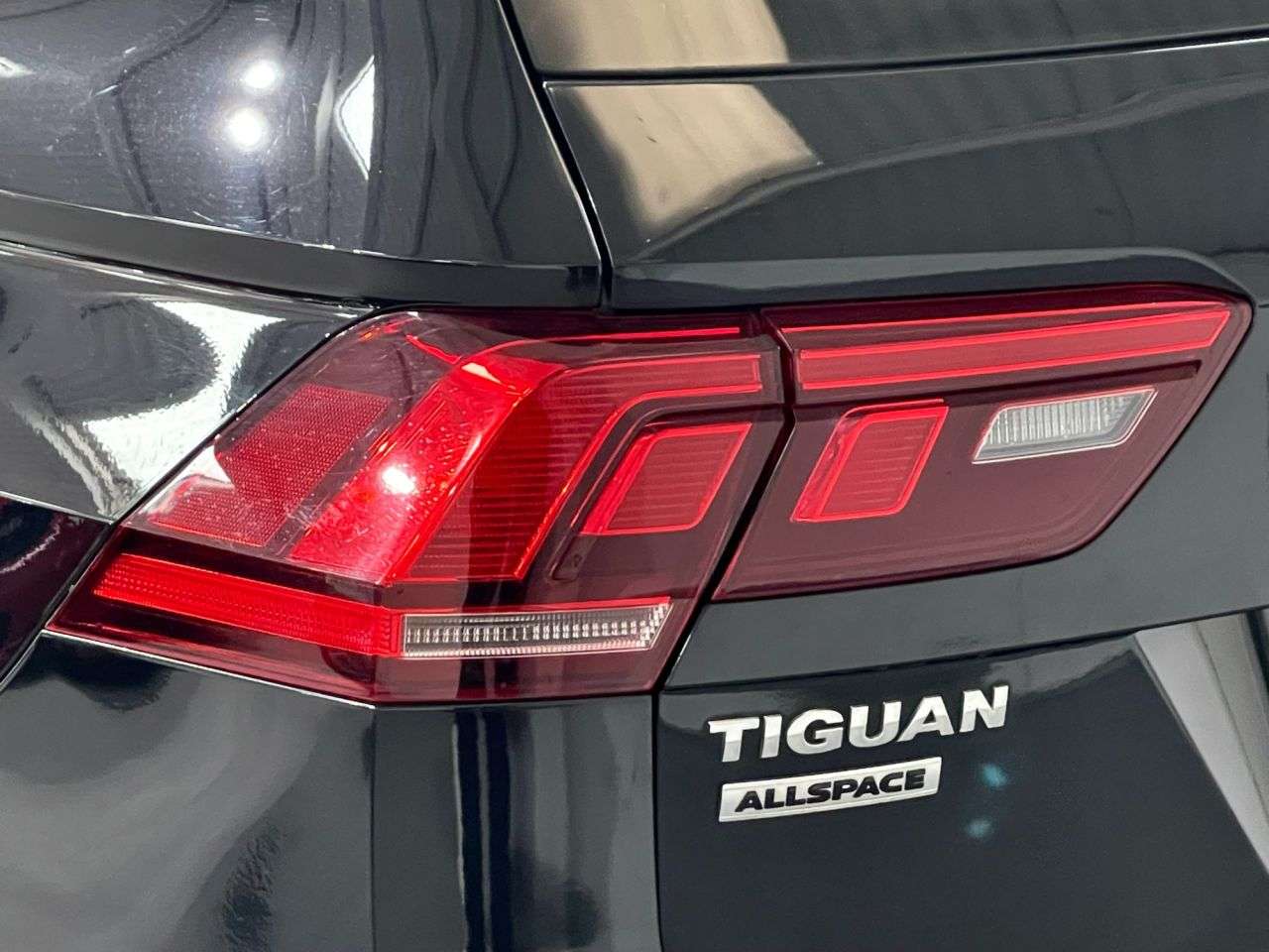 2019 VOLKSWAGEN TIGUAN ALLSPACE 2019 VOLKSWAGEN TIGUAN ALLSPACE