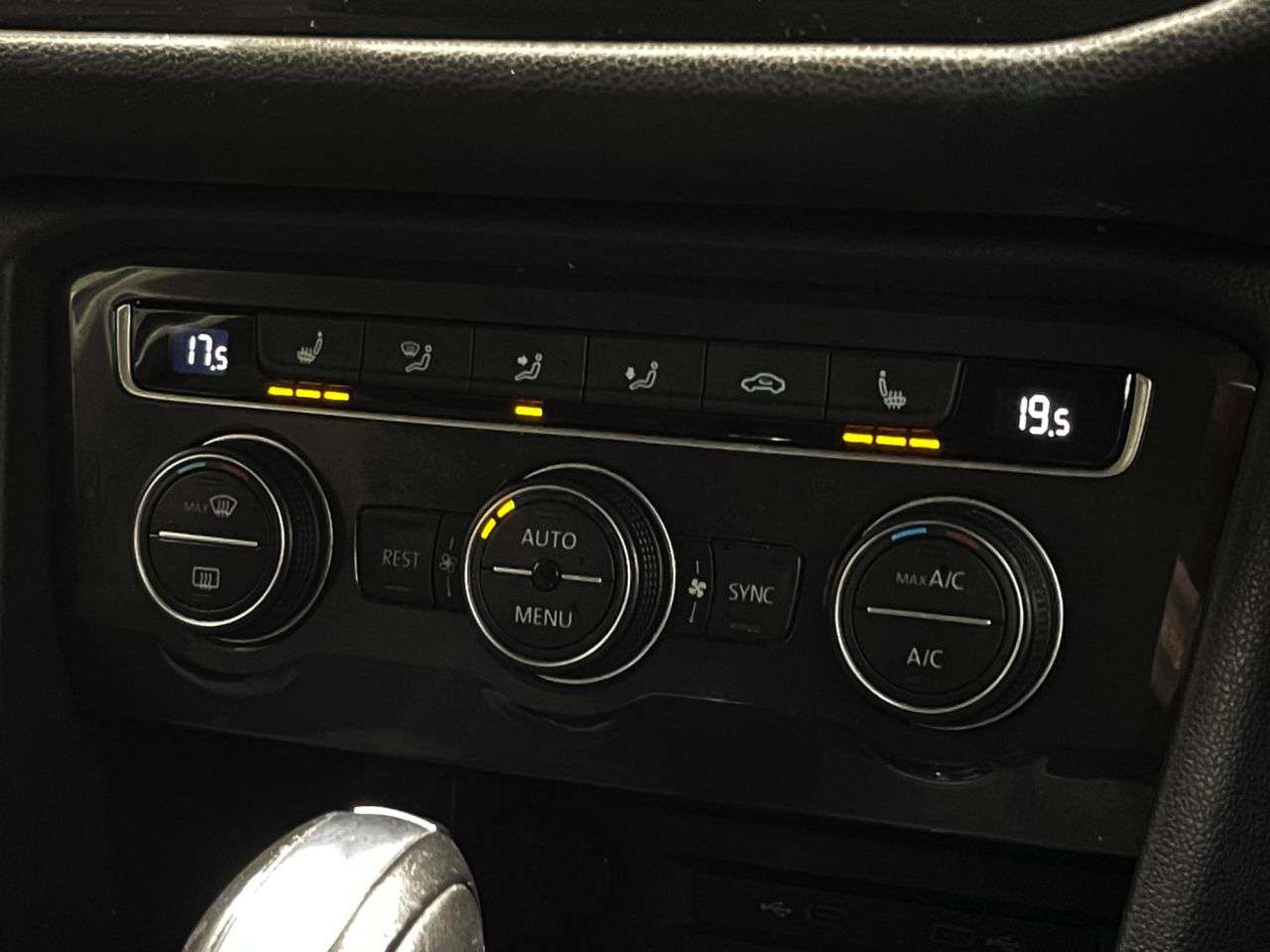 2021 VOLKSWAGEN TIGUAN ALLSPACE 2021 VOLKSWAGEN TIGUAN ALLSPACE