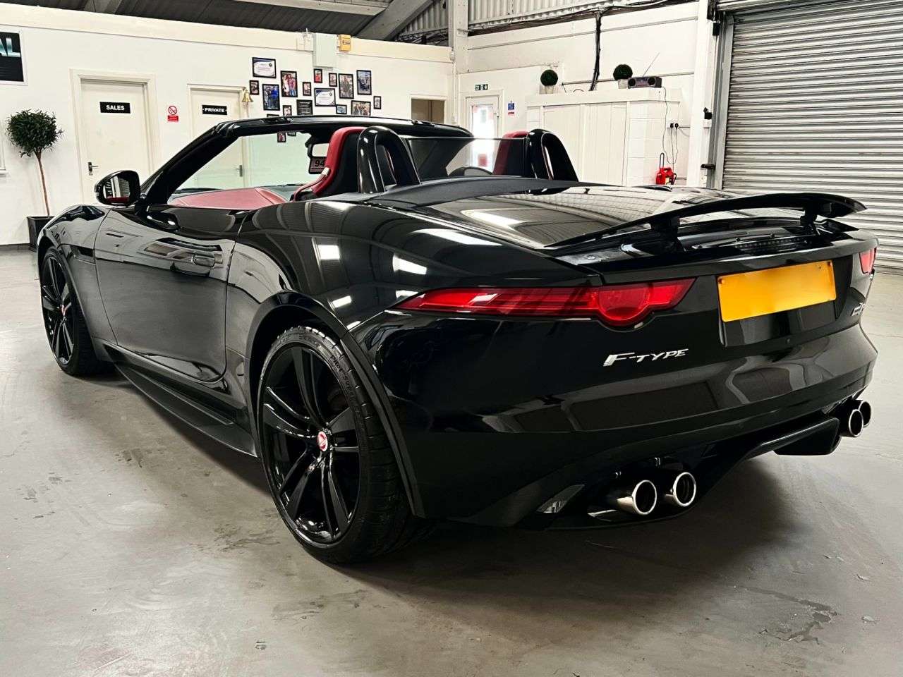 2015 JAGUAR F-TYPE 2015 JAGUAR F-TYPE