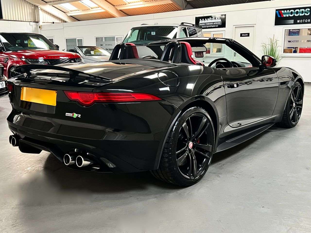 2015 JAGUAR F-TYPE 2015 JAGUAR F-TYPE