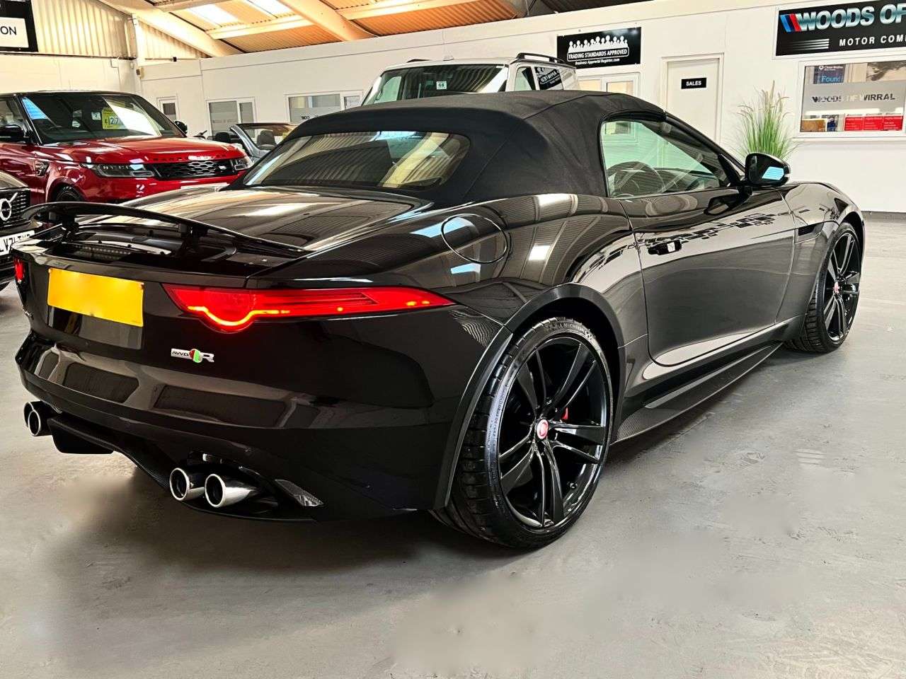 2015 JAGUAR F-TYPE 2015 JAGUAR F-TYPE