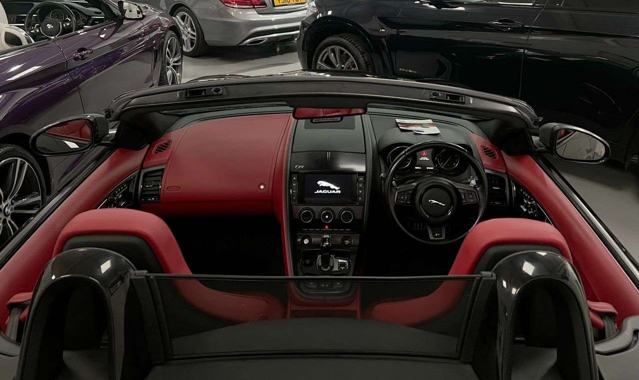 2015 JAGUAR F-TYPE 2015 JAGUAR F-TYPE