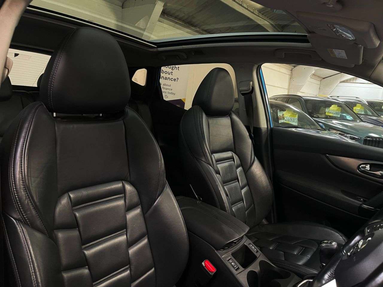 A 2021 NISSAN QASHQAI 1.3 DIG-T N-Motion SUV 5dr Petrol Manual Euro 6 (s/s) (140 ps) A 2021 NISSAN QASHQAI 1.3 DIG-T N-Motion SUV 5dr Petrol Manual Euro 6 (s/s) (140 ps)