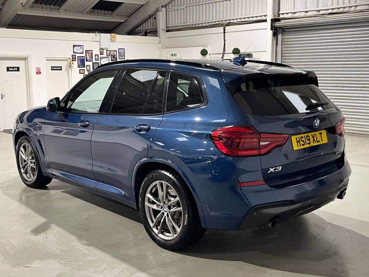 A 2019 BMW X3 2.0 20d M Sport SUV 5dr Diesel Auto xDrive Euro 6 (s/s) (190 ps) A 2019 BMW X3 2.0 20d M Sport SUV 5dr Diesel Auto xDrive Euro 6 (s/s) (190 ps)