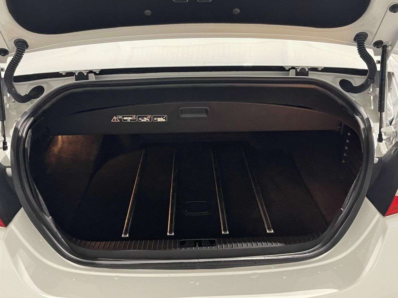 2011 JAGUAR XKR 2011 JAGUAR XKR