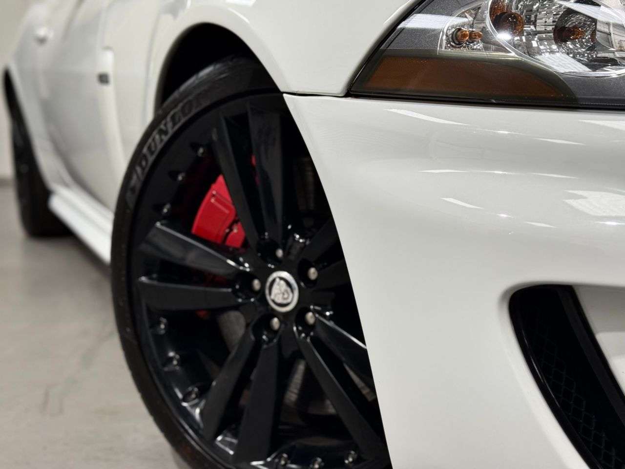 2011 JAGUAR XKR 2011 JAGUAR XKR