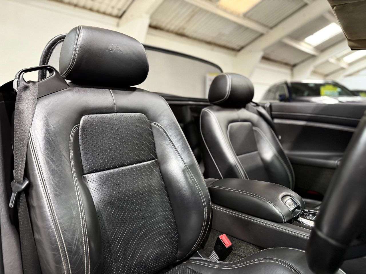 2011 JAGUAR XKR 2011 JAGUAR XKR