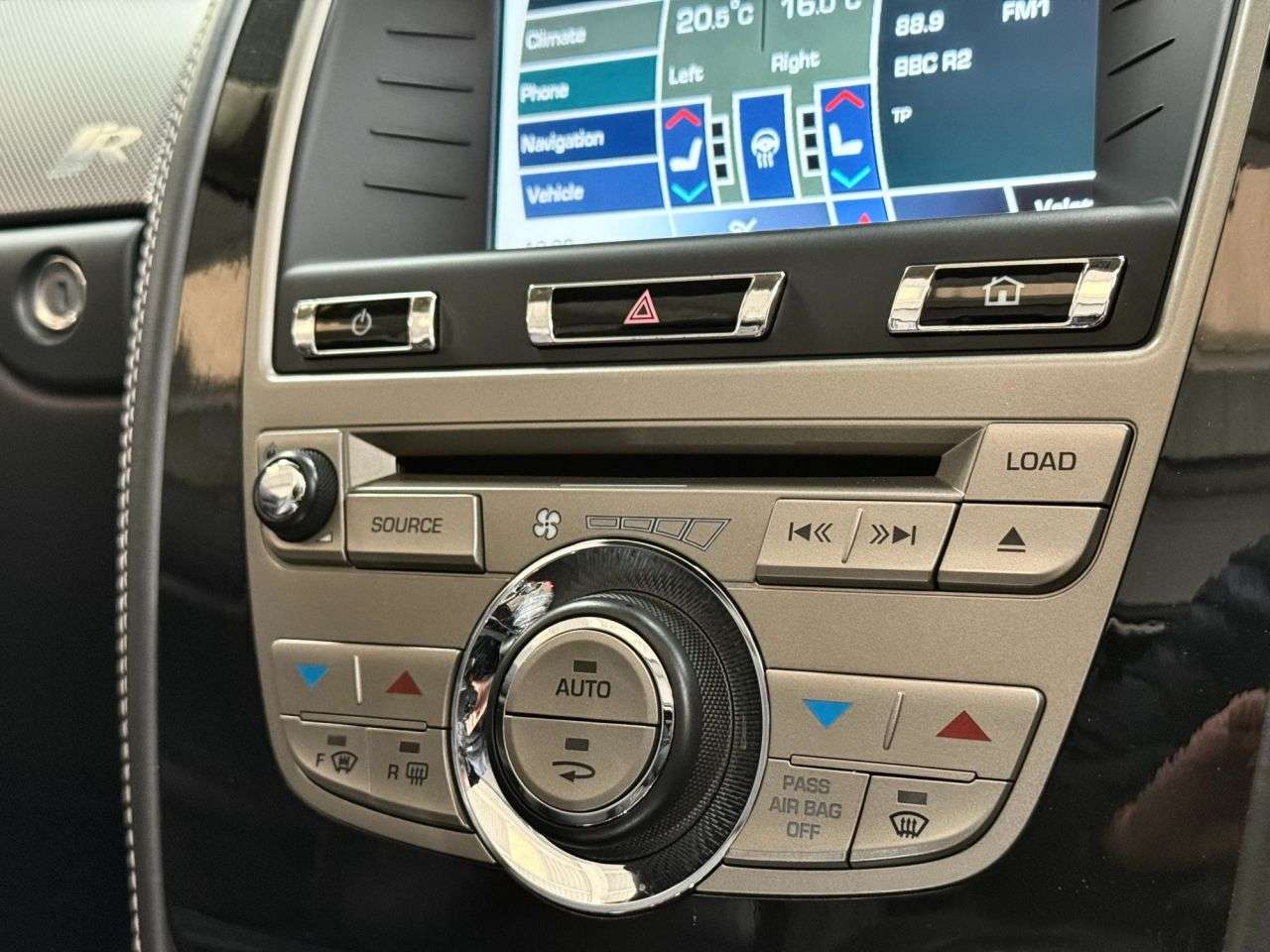 2011 JAGUAR XKR 2011 JAGUAR XKR