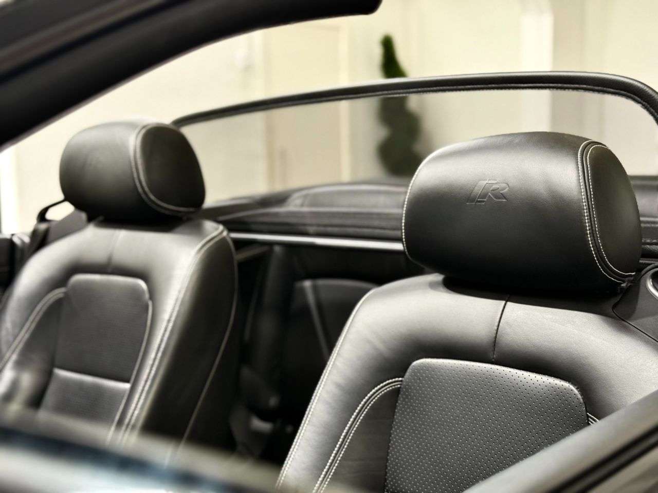 2011 JAGUAR XKR 2011 JAGUAR XKR