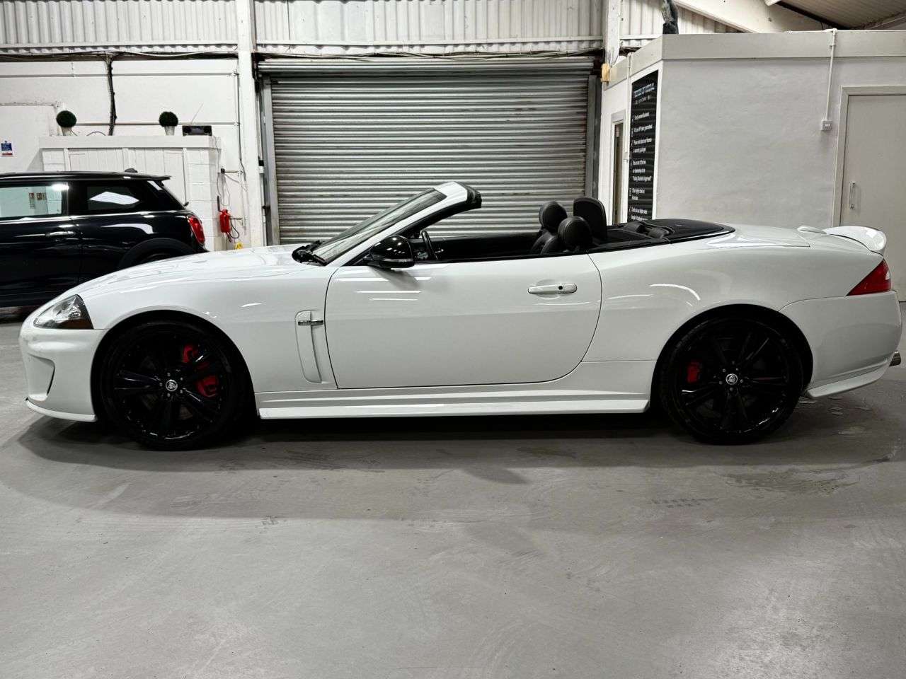 2011 JAGUAR XKR 2011 JAGUAR XKR