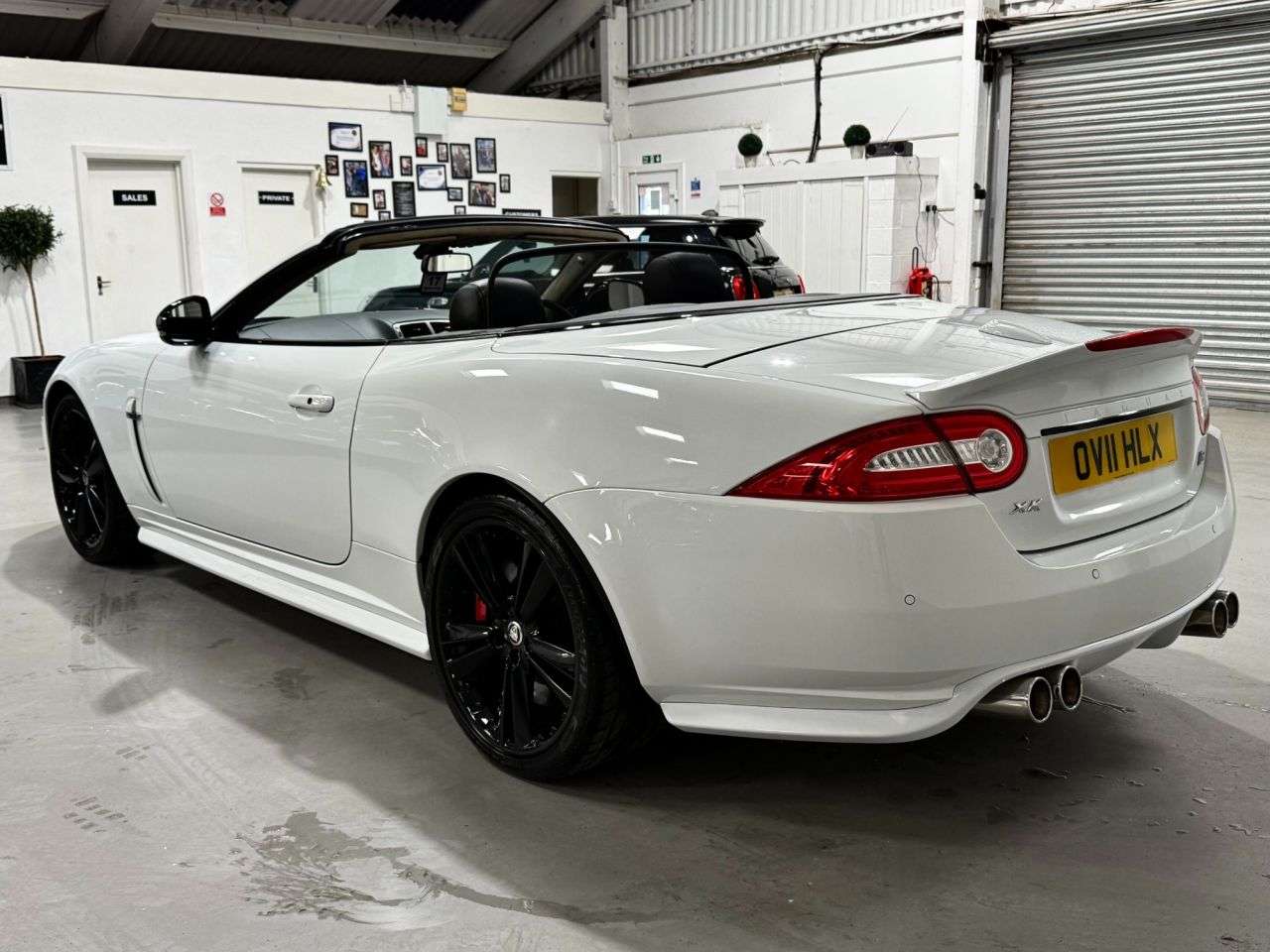 2011 JAGUAR XKR 2011 JAGUAR XKR