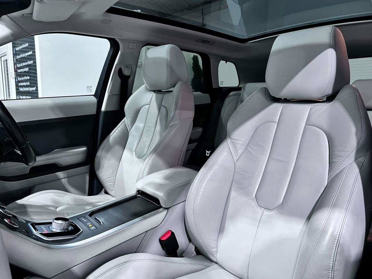 2015 LAND ROVER RANGE ROVER EVOQUE 2015 LAND ROVER RANGE ROVER EVOQUE