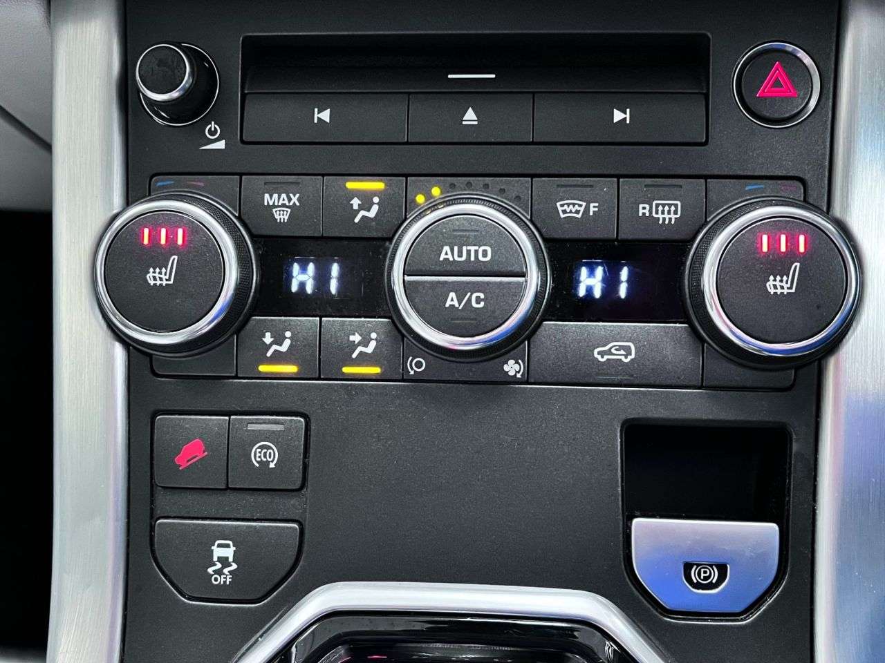 2015 LAND ROVER RANGE ROVER EVOQUE 2015 LAND ROVER RANGE ROVER EVOQUE