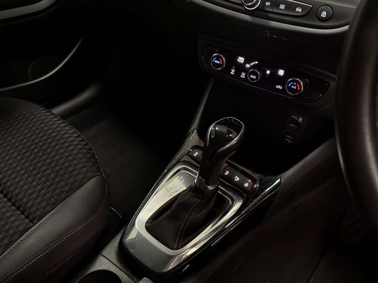 2020 VAUXHALL CROSSLAND X 2020 VAUXHALL CROSSLAND X