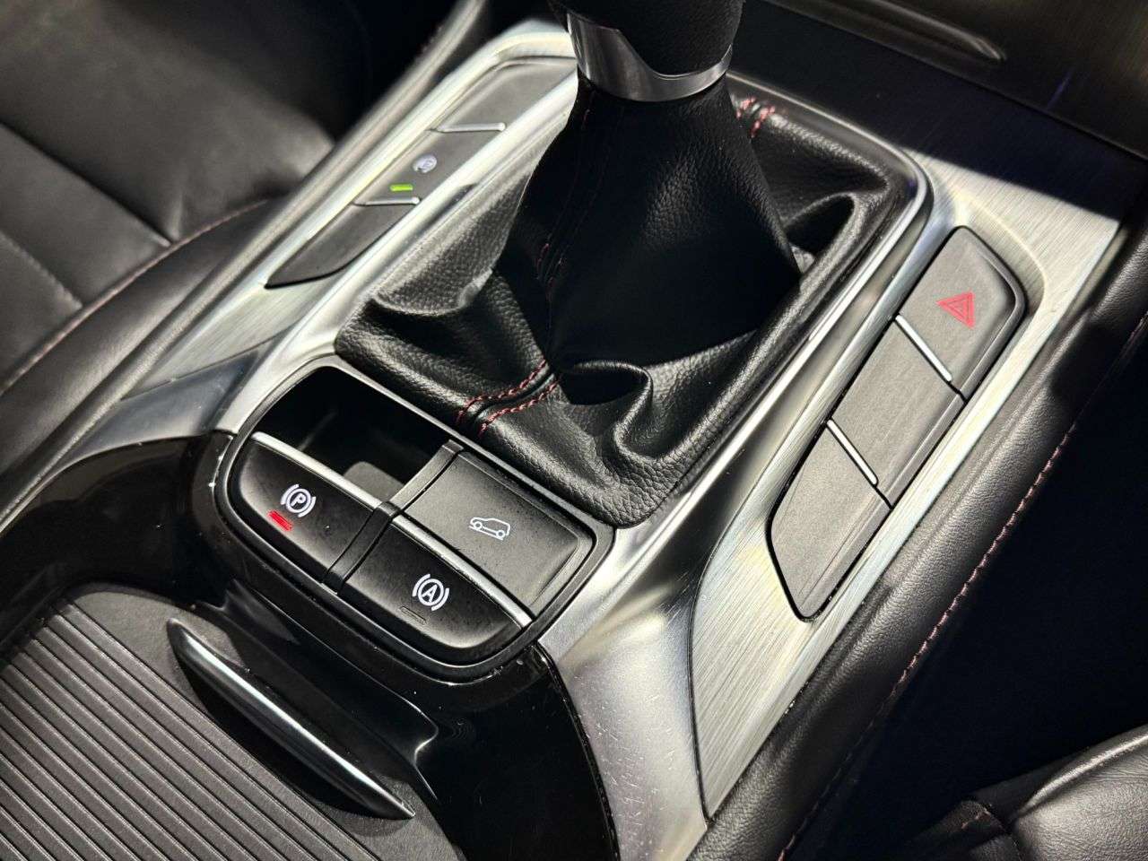 2024 MG MG HS 2024 MG MG HS